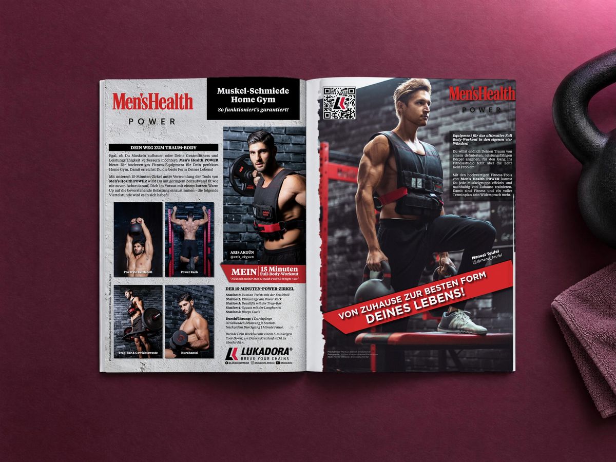 Aufgeschlagenes Magazin mit Anzeigen für Men's Health Power